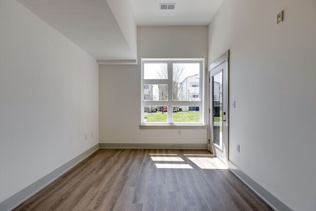 Foto del edificio - Walk to Geodis - 1 Bed Condo in WEHO!