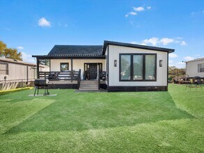 Building Photo - 3209 Pennsylvania St