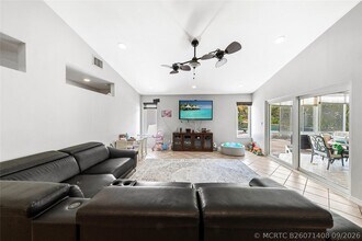Building Photo - 14463 SW 16th Ct