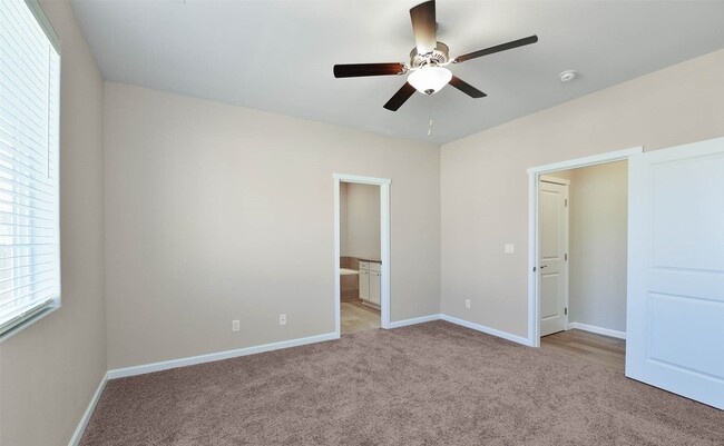 Master Bedroom - 512 Tanner Ave