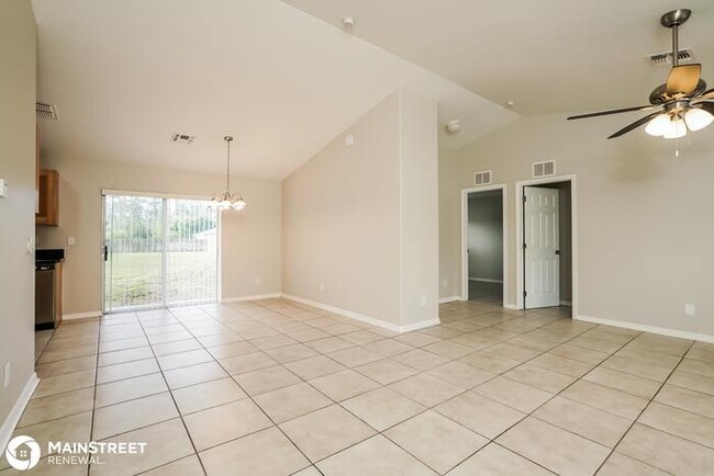 Foto del edificio - 108 E 12Th St, Lehigh Acres, FL 33972