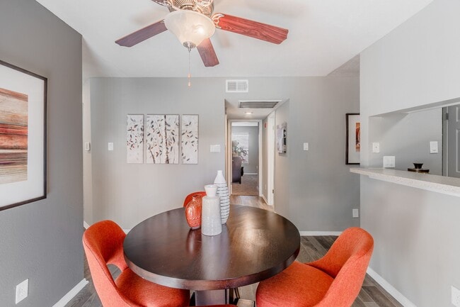 Building Photo - Pinehurst Place Apartments
