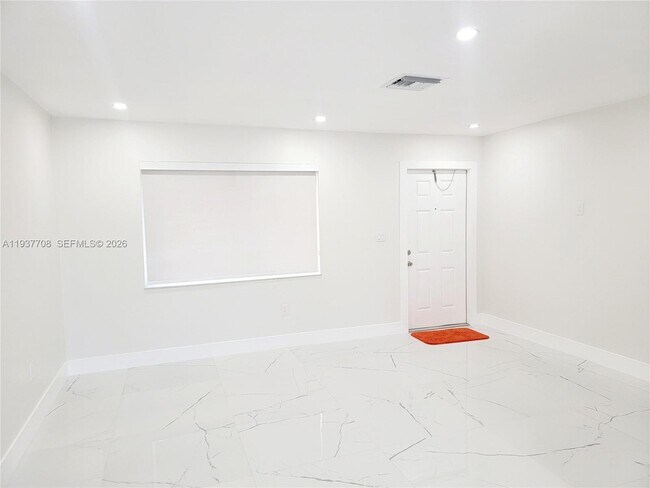 Foto del edificio - 14860 SW 307th St