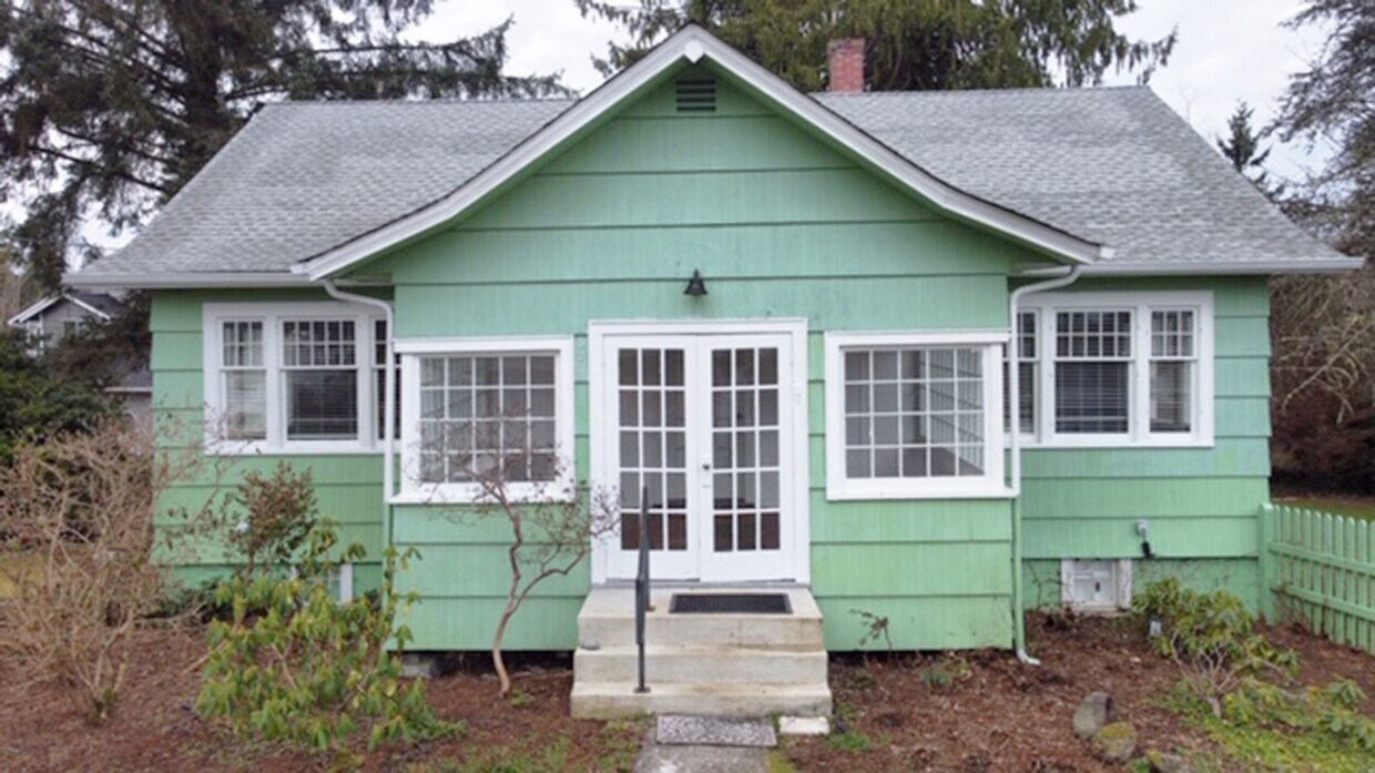 Primary Photo - 922 Stitch Rd