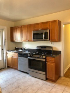 Photo - 142 Walnut St Apartment