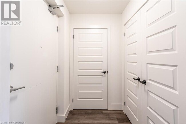 Building Photo - 1101 Lackner Pl