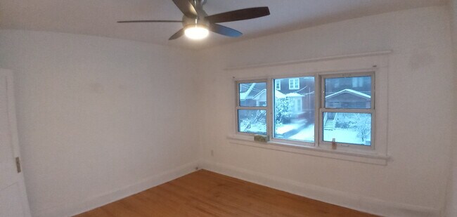 Photo du bâtiment - 7 Harris Av