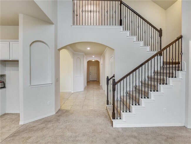 Foto del edificio - 500 Cardenas Ln