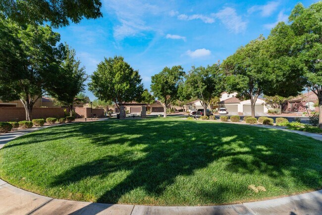 Building Photo - 8652 Deering Bay Dr