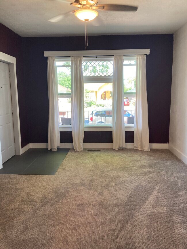 Foto del edificio - 1325 S 200 E