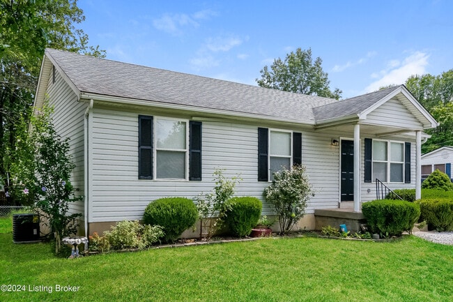 Building Photo - 156 Hackberry Ln