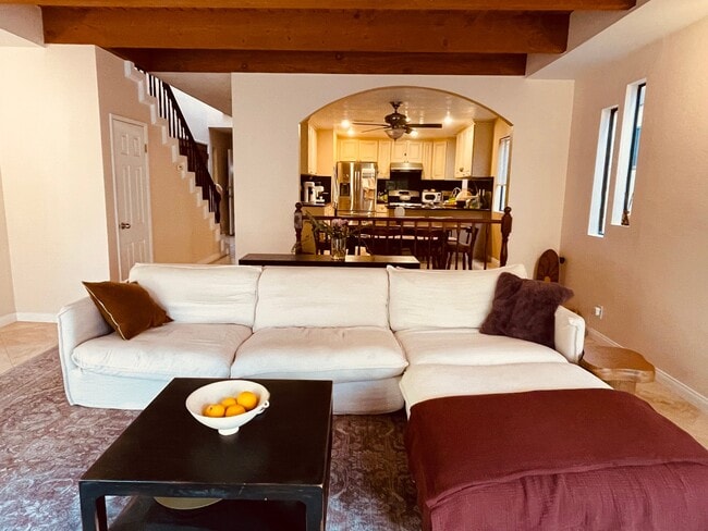 Foto del edificio - 1617 Morgan Ln