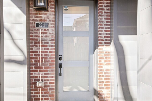 Foto del edificio - 25 S Washington St