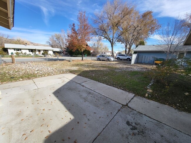 Building Photo - 4993 August Dr