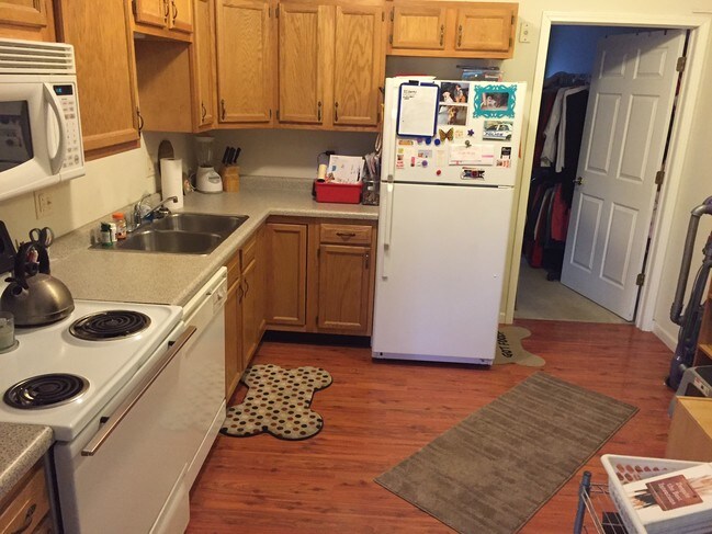 Foto del edificio - 7606 Westward Way