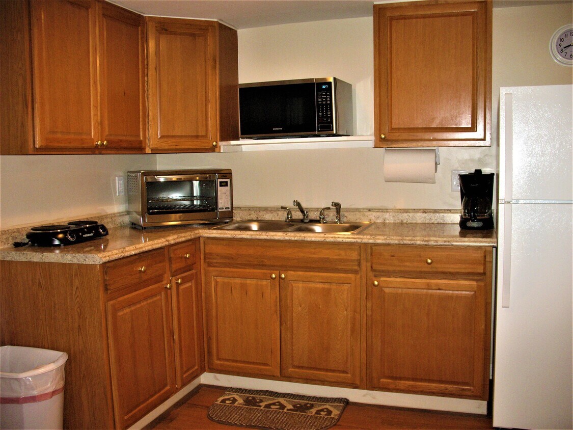 Primary Photo - 3918 Presbyterian Rd
