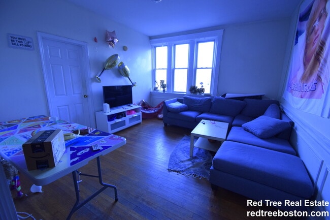 Photo - 318 St Paul St Apartment