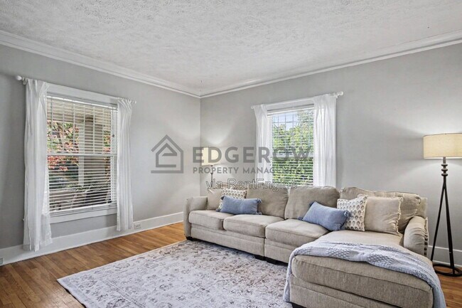 Foto del edificio - 101 Arthur Ave NE