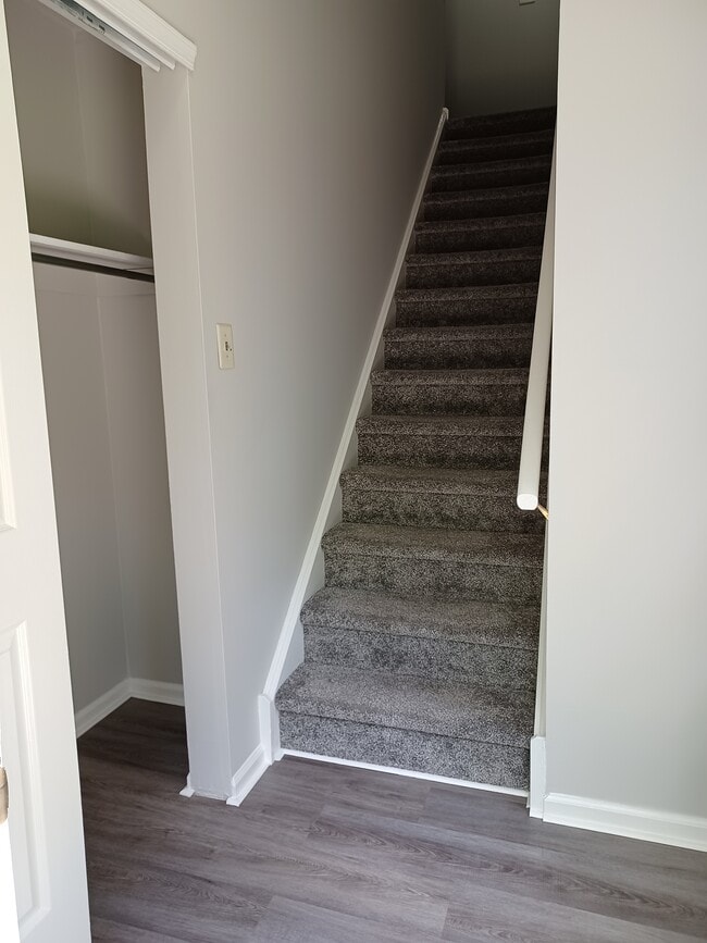 Foyer/entry with coat/storage closet - 2208 Clark Ct