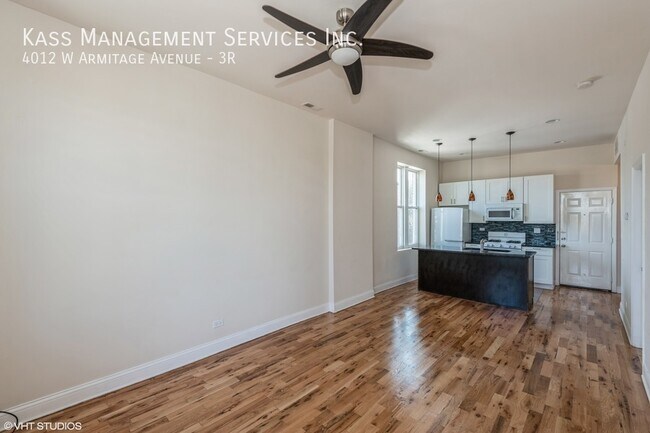 Foto del edificio - 4012 W Armitage Ave