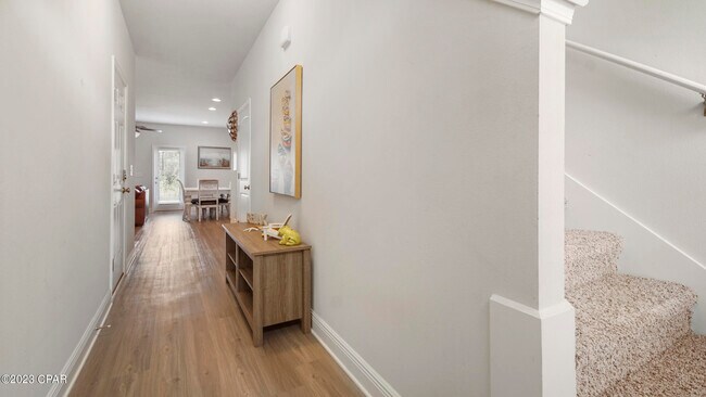 Foto del edificio - 7691 Shadow Lake Dr