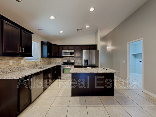 Building Photo - 39966 W Coltin Way