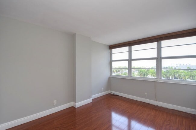 Foto del edificio - 1160 N Federal Hwy