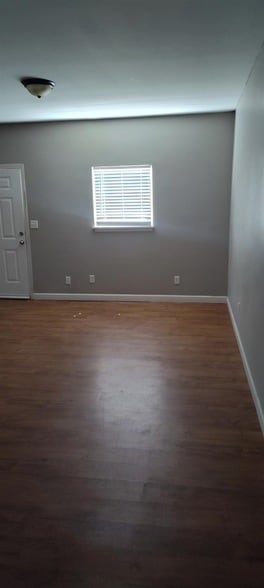 Building Photo - 1265 Co Rd 1129