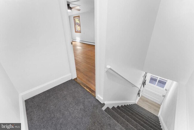 Foto del edificio - 225 Pershing Ave