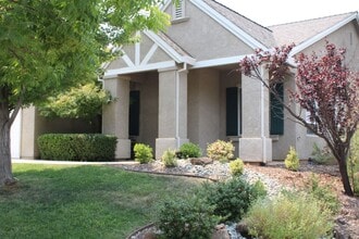 Building Photo - 1022 Sunriver Ln