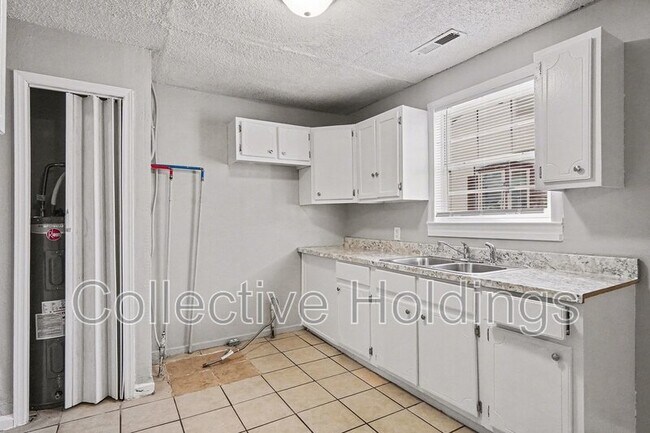 Foto del edificio - 1872 Princeton Ct SW