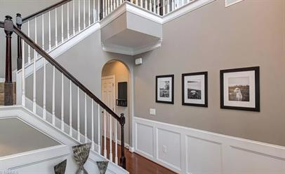 Foto del edificio - 4979 Ampthill Ln