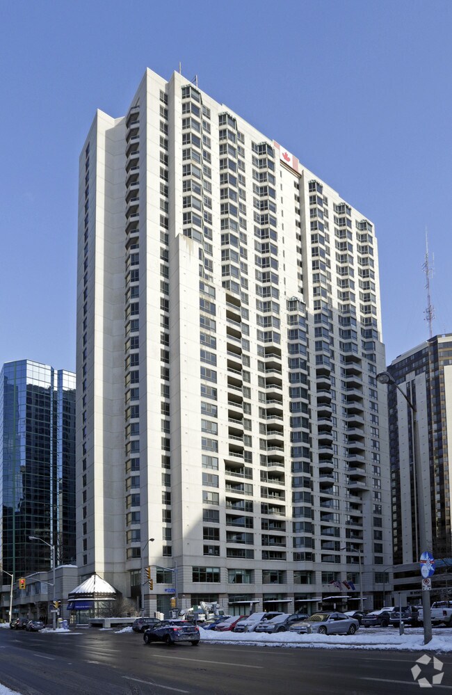 One80five Apartments 185 Lyon St Ottawa, ON