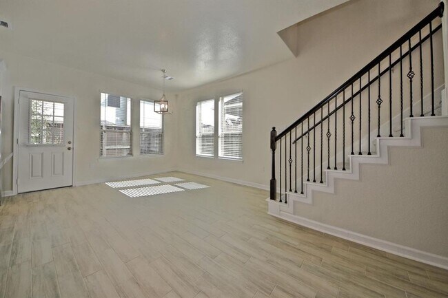 Building Photo - Brand new 3 bed/ 2.5 bath home in peaceful...