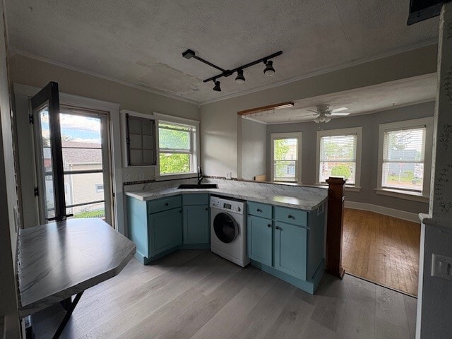 Kitchen - 219 S 4th St