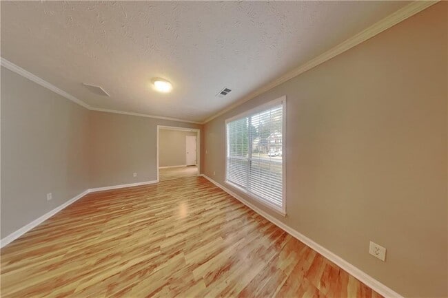 Building Photo - 2455 Compton Pl