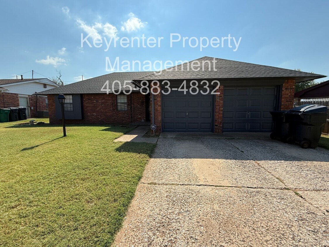 Foto del edificio - Massive 3BD/2BTH Home Minutes from the Highway.