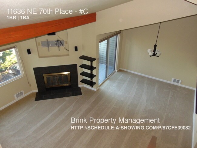 Building Photo - 11636 NE 70th Pl