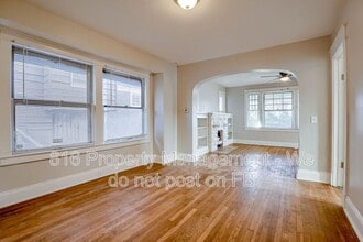 Building Photo - 3935 Agnes Ave