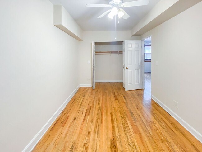 Foto del edificio - 2600 N Racine Ave