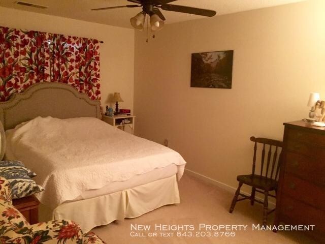 Building Photo - 344 Sandpiper Dr