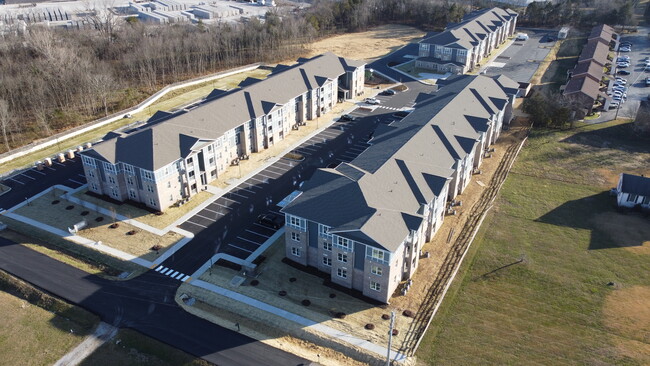 Foto del edificio - Limestone Trail Apartments