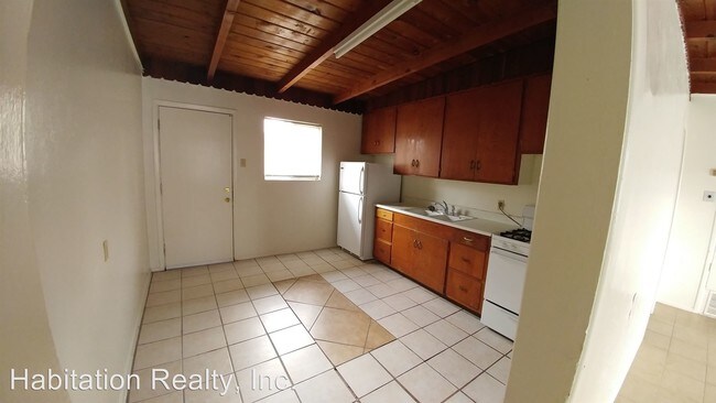 Foto del edificio - 3425 E Lind Rd