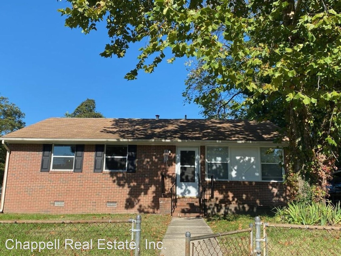 Primary Photo - 3 br, 2 bath House - 531 N. Azalea Ave.