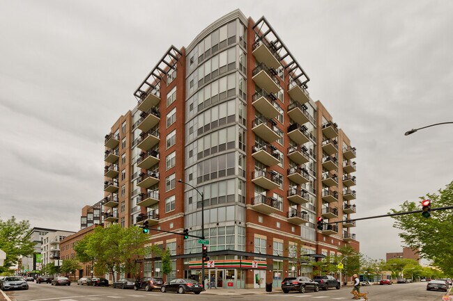 Building Photo - 1201 W Adams St