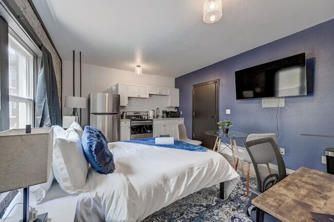 Foto del edificio - 1925 N Prospect Ave