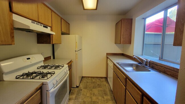 COCINA - 1800 11th Ave