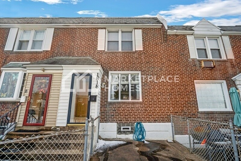 Primary Photo - 1818 N 77th St