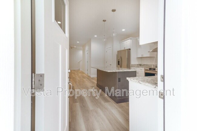 Foto del edificio - 39 Belmont Ave