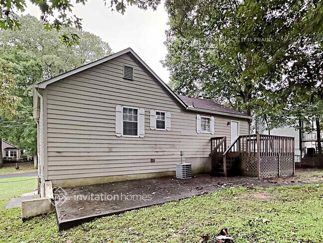 Foto del edificio - 1021 Coker Cir NW